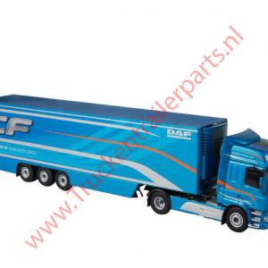 Miniatuur The New CF   